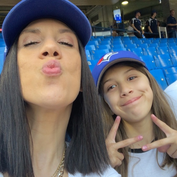 Meet your Posher, Nada - Picture 1 of 1